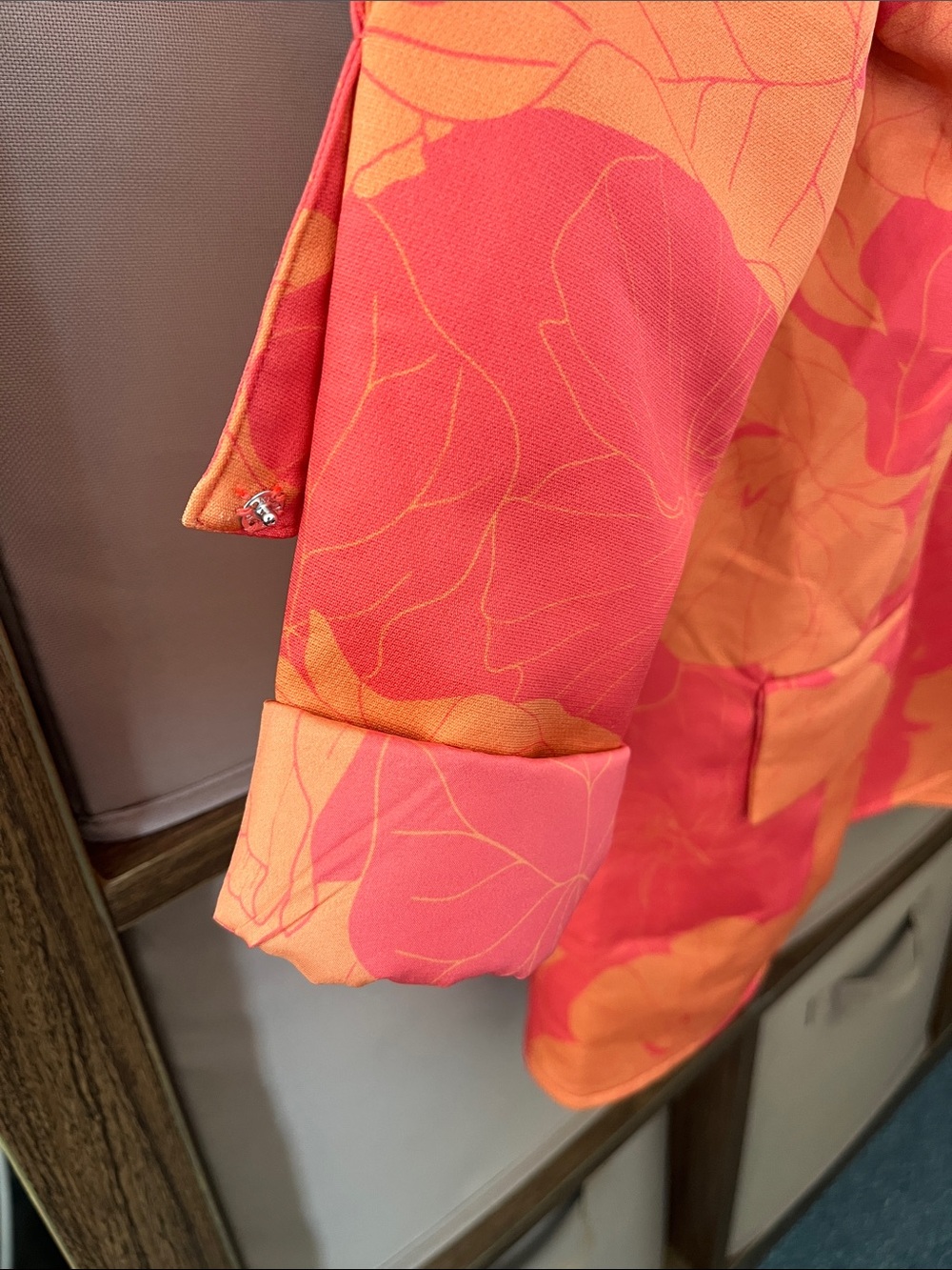 Lexbreezy Hawai’i Coral & Orange Floral Single-Button Blazer with pockets - Picture 2 of 7